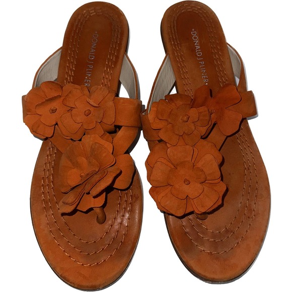Donald Pliner Orange Suede Flower Sandals Size‎ 8.5 - Picture 1 of 5